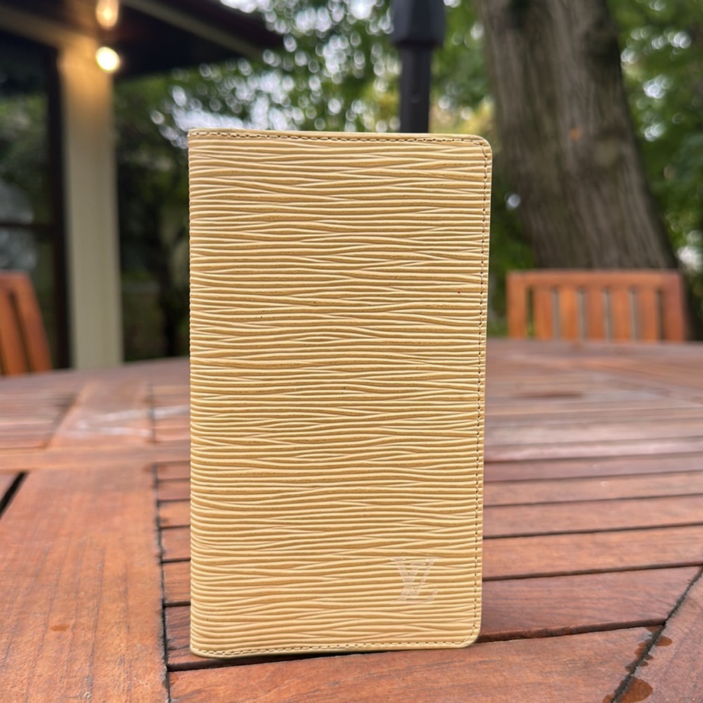 Louis Vuitton Epi Yellow Checkbook Holder - Picture 12 of 13